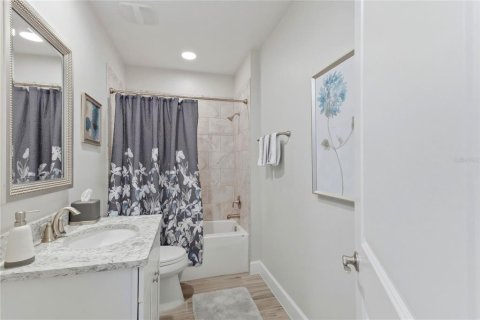 Condo in New Smyrna Beach, Florida, 3 bedrooms № 2232630 - photo 6