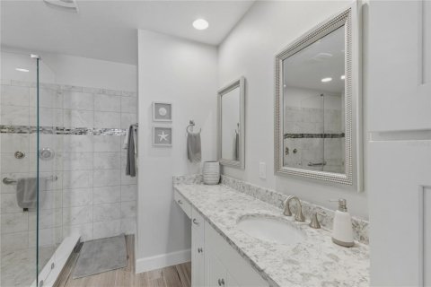 Condo in New Smyrna Beach, Florida, 3 bedrooms № 2232630 - photo 22