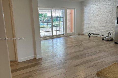 Condominio en alquiler en Bal Harbour, Florida, 2 dormitorios, 103.12 m2 № 2059903 - foto 19