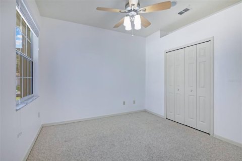 House in Clermont, Florida 3 bedrooms, 158.21 sq.m. № 2237241 - photo 22