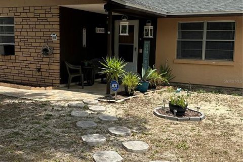 Casa en venta en Avon Park, Florida, 5 dormitorios, 156.45 m2 № 1669985 - foto 3