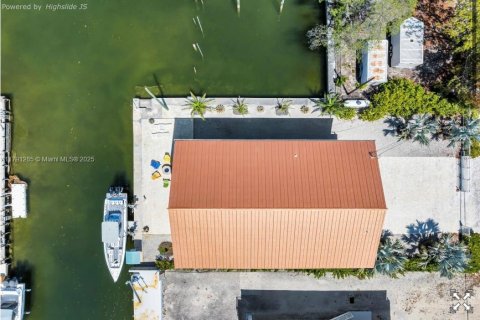 House in Key Largo, Florida 3 bedrooms, 327.02 sq.m. № 1655495 - photo 2