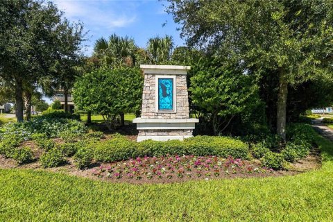 Townhouse in Winter Garden, Florida 3 bedrooms, 151.06 sq.m. № 2402768 - photo 23