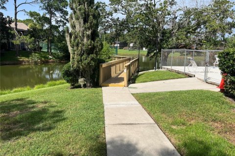 Condo in Orlando, Florida, 2 bedrooms  № 2234781 - photo 13