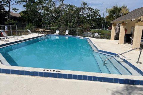Condo in Orlando, Florida, 2 bedrooms  № 2234781 - photo 17
