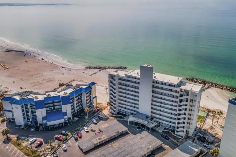 Condominio en venta en Saint Pete Beach, Florida, 2 dormitorios, 87.33 m2 № 1521447 - foto 27