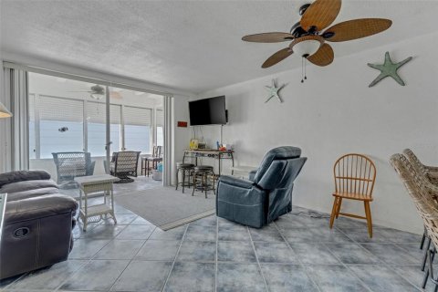 Condominio en venta en Saint Pete Beach, Florida, 2 dormitorios, 87.33 m2 № 1521447 - foto 7