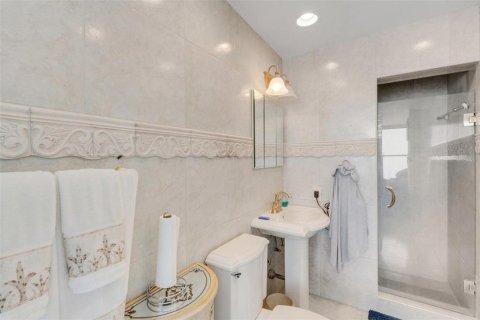 Condominio en venta en Saint Pete Beach, Florida, 2 dormitorios, 87.33 m2 № 1521447 - foto 19
