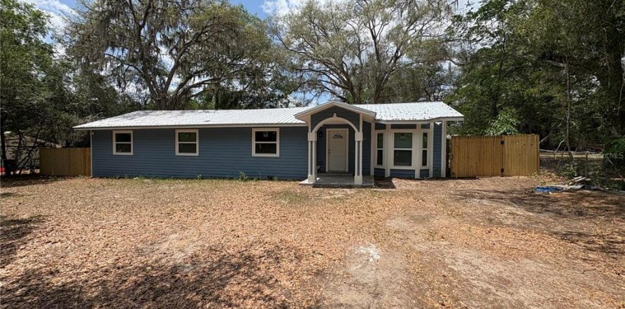 Villa ou maison à Gainesville, Floride 4 chambres, 167.69 m2 № 2166934