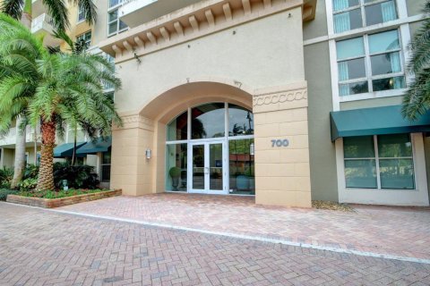 Condominio en venta en Boynton Beach, Florida, 2 dormitorios, 104.98 m2 № 2247885 - foto 2