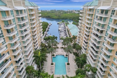 Condominio en venta en Boynton Beach, Florida, 2 dormitorios, 104.98 m2 № 2247885 - foto 3
