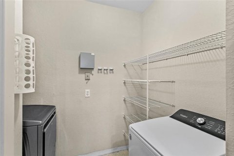 Condo in Maitland, Florida, 2 bedrooms  № 1597550 - photo 14
