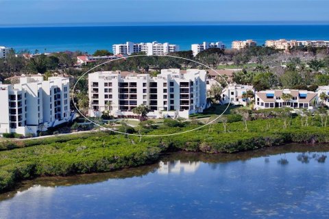 Copropriété à vendre à Longboat Key, Floride: 2 chambres, 110.74 m2 № 1849680 - photo 1