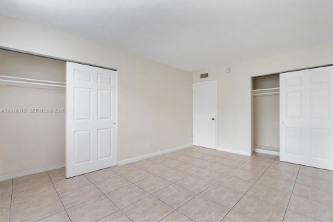 Appartement à louer à Hollywood, Floride: 1 chambre, 60.39 m2 № 1974120 - photo 19
