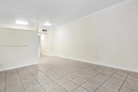Appartement à louer à Hollywood, Floride: 1 chambre, 60.39 m2 № 1974120 - photo 16