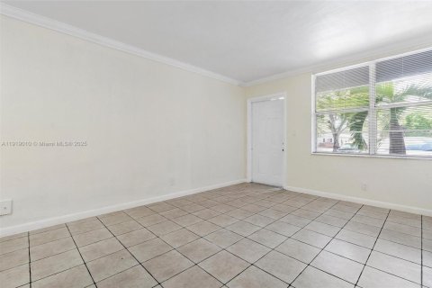 Appartement à louer à Hollywood, Floride: 1 chambre, 60.39 m2 № 1974120 - photo 11