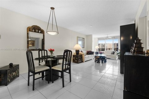 Купить кондоминиум в Лодерхилл, Флорида 2 спальни, 96.62м2, № 2054445 - фото 23