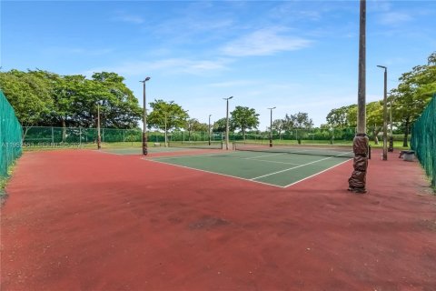 Купить кондоминиум в Лодерхилл, Флорида 2 спальни, 96.62м2, № 2054445 - фото 26