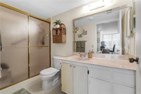 Купить кондоминиум в Лодерхилл, Флорида 2 спальни, 96.62м2, № 2054445 - фото 14