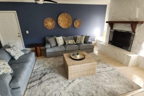 Villa ou maison à louer à Kissimmee, Floride: 3 chambres, 118.17 m2 № 2418688 - photo 6