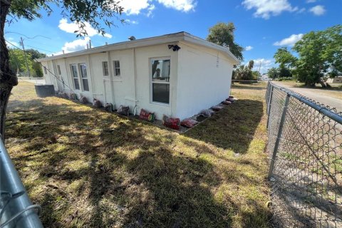 Casa en venta en Lake Wales, Florida, 3 dormitorios, 102.56 m2 № 1386469 - foto 1