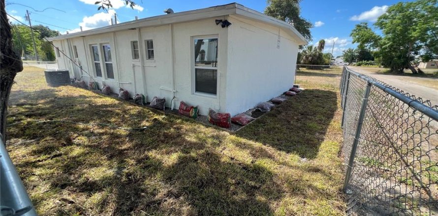 Casa en Lake Wales, Florida 3 dormitorios, 102.56 m2 № 1386469