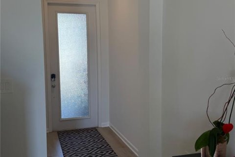 Townhouse in Davenport, Florida 3 bedrooms, 173.17 sq.m. № 2393934 - photo 9