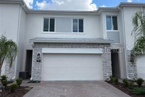 Townhouse in Davenport, Florida 3 bedrooms, 173.17 sq.m. № 2393934