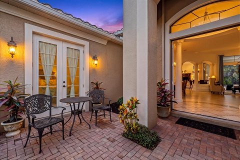 Villa ou maison à vendre à Lakewood Ranch, Floride: 3 chambres, 244.7 m2 № 2360594 - photo 3