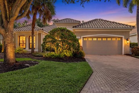 Villa ou maison à Lakewood Ranch, Floride 3 chambres, 244.7 m2 № 2360594