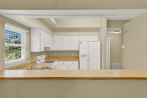 Villa ou maison à louer à Orlando, Floride: 3 chambres, 121.7 m2 № 1872918 - photo 7