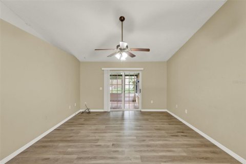 Villa ou maison à louer à Orlando, Floride: 3 chambres, 121.7 m2 № 1872918 - photo 5