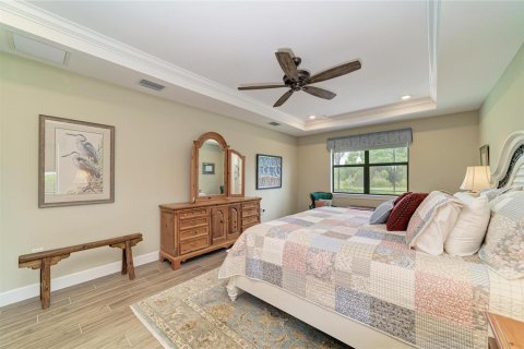 House in Lakewood Ranch, Florida 5 bedrooms, 391.95 sq.m. № 2150692 - photo 25
