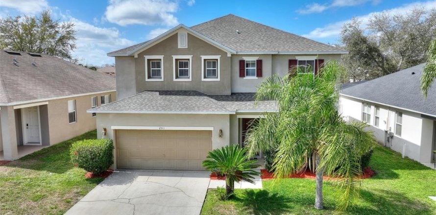 House in Davenport, Florida 5 bedrooms, 287.72 sq.m. № 1833404