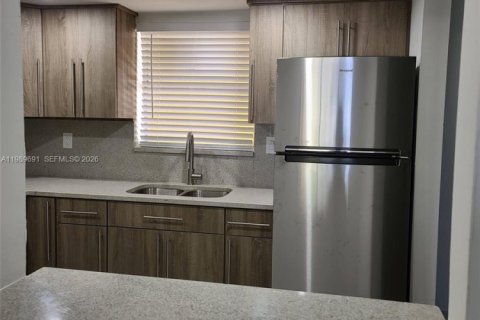 Condo à Miami, Floride, 2 chambres  № 2051694