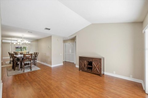 Condo in Safety Harbor, Florida, 2 bedrooms  № 2383727 - photo 4