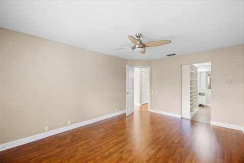Condo in Safety Harbor, Florida, 2 bedrooms  № 2383727 - photo 14