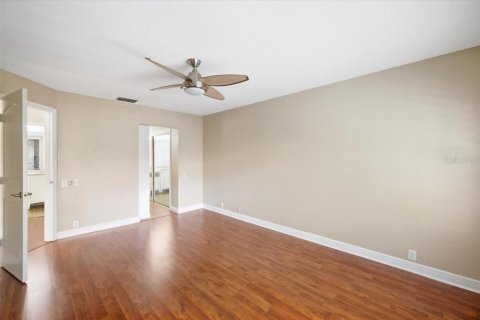 Condo in Safety Harbor, Florida, 2 bedrooms  № 2383727 - photo 15