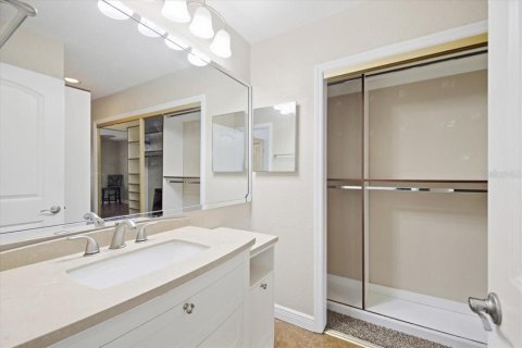 Condo in Safety Harbor, Florida, 2 bedrooms  № 2383727 - photo 16