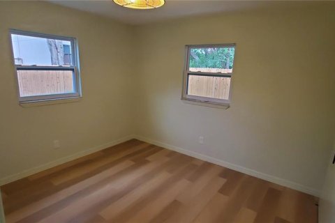Apartamento en alquiler en Tampa, Florida, 2 dormitorios, 69.68 m2 № 1832818 - foto 6