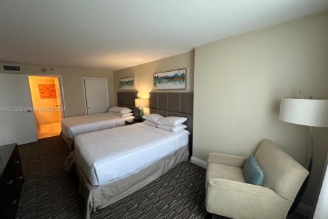 Condominio en venta en Fort Lauderdale, Florida, 1 dormitorio, 50.91 m2 № 1863042 - foto 12