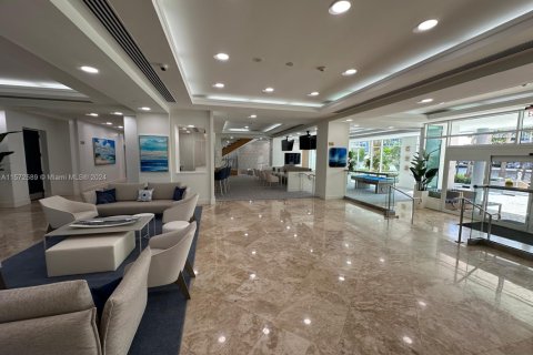 Condominio en venta en Fort Lauderdale, Florida, 1 dormitorio, 50.91 m2 № 1863042 - foto 1