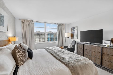 Купить кондоминиум в Авентура, Флорида 2 спальни, 98.29м2, № 2044378 - фото 27