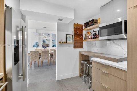 Купить кондоминиум в Авентура, Флорида 2 спальни, 98.29м2, № 2044378 - фото 6
