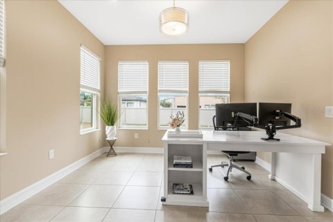 Casa en venta en Wesley Chapel, Florida, 4 dormitorios, 262.08 m2 № 2102175 - foto 20