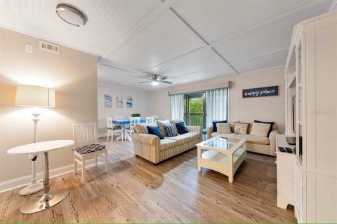 Condo in Indian Shores, Florida, 2 bedrooms  № 2099126 - photo 5