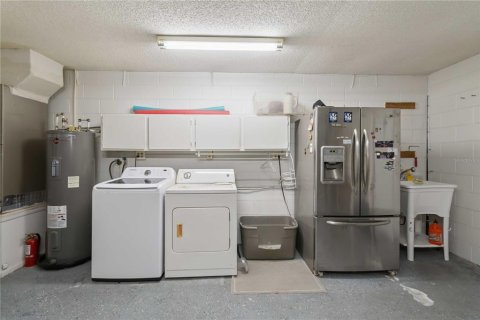House in Orlando, Florida 3 bedrooms, 116.87 sq.m. № 1782493 - photo 15