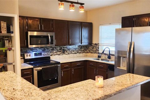 House in Orlando, Florida 3 bedrooms, 116.87 sq.m. № 1782493 - photo 3