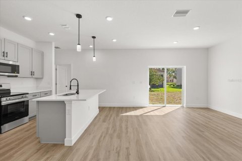 Casa en venta en Kissimmee, Florida, 4 dormitorios, 137.12 m2 № 1750870 - foto 7