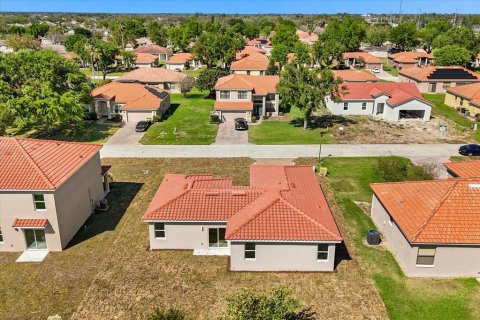Casa en venta en Kissimmee, Florida, 4 dormitorios, 137.12 m2 № 1750870 - foto 28